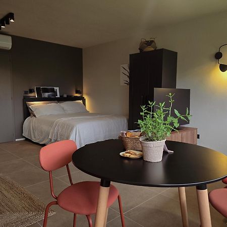 Civicoventisei Apartment Calceranica al Lago Luaran gambar